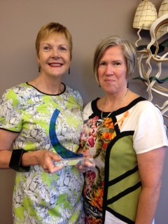 Judi and Karyn with the UNAA Queensland Community Award